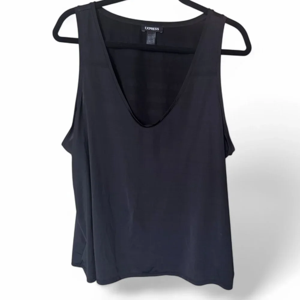 Express Relaxed Scoop Neck Tailored Tank – XL - Picture 2 of 5